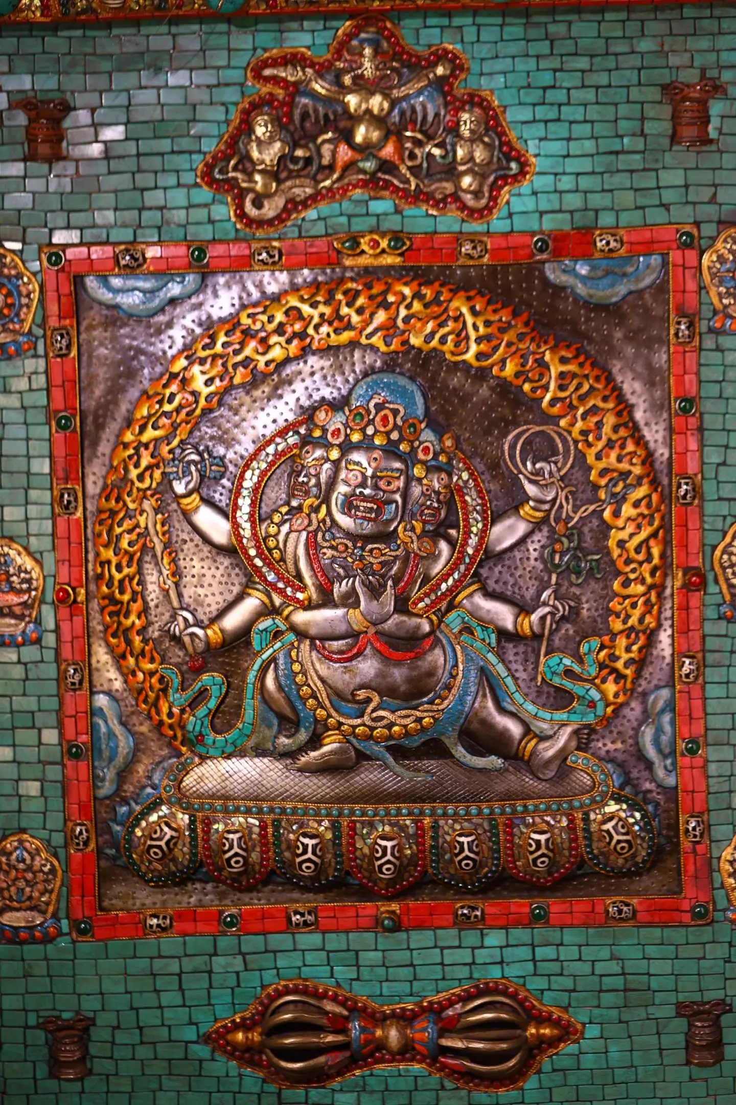 Old Sky Iron Painted Mosaic Gem gZi Beads Turquoise Six arms Mahakala Buddha Thangka Hanging Panel Bodhi root wood frame