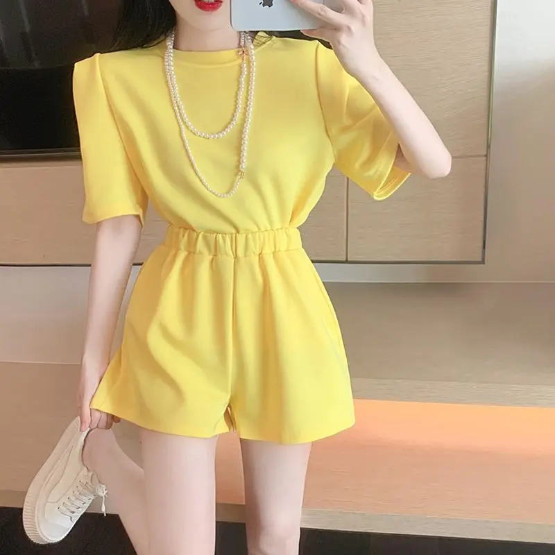 

Summer Short Sleeve Pullovers Solid Color Ladies Casual Two Piece Set Women's Clothing 2024 New Temperament Elastic Waist Shorts