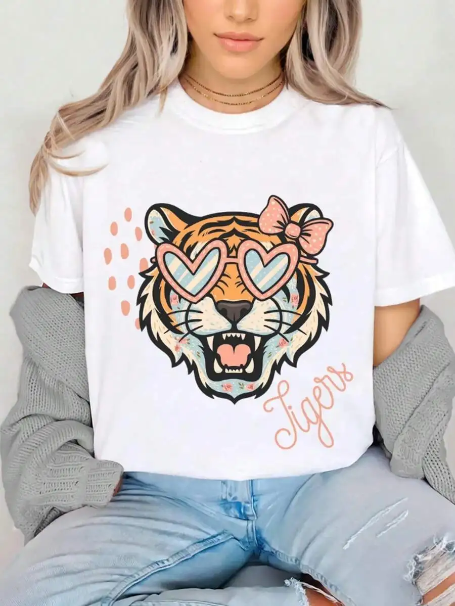 Unisex Trendy Retro Tiger Graphic Crewneck Short Sleeve T Shirt Purple And Gold Game Day For Football College Sports Fan Everyday Wear Casual Top