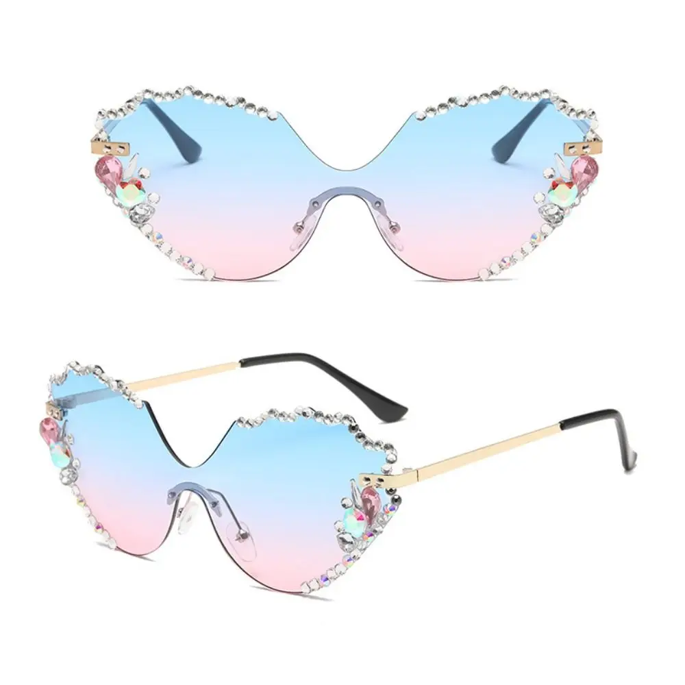 

Sun-Protective Cat Eye Sunglasses Heart-shaped Rhinestone Decoration Outdoor Sunglasses Hip Hop Eyewear Party Glasses