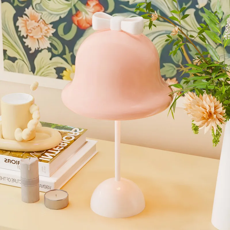 Cute Princess Room Table Lamps Pink Bow Bell Lamp Romantic Cream Style Children's Room Girl Bedroom Bedside Reading Table Lights