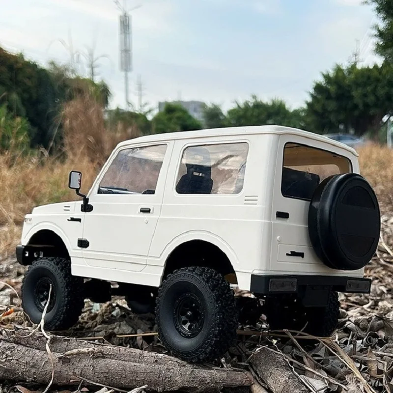 SUZUKI JIMNY (JA11C) 1/10 RC ホワイト 71r1wuXtu3L._AC_UF350,