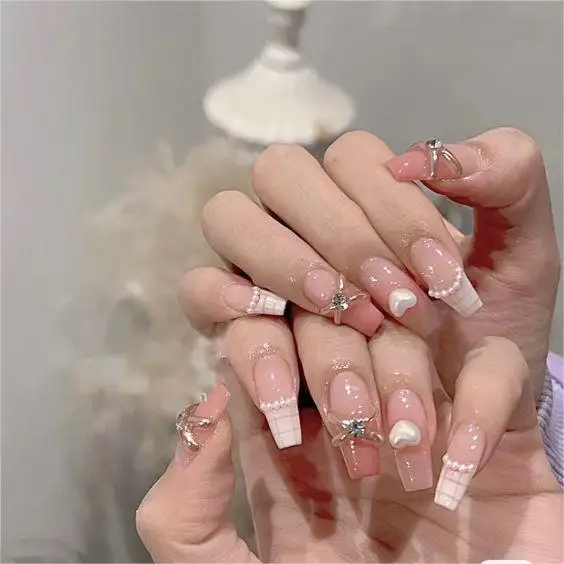 

Custom Design Decorative Patch Nails Young Lady Acrylic Nails Long Ballerina Supplier