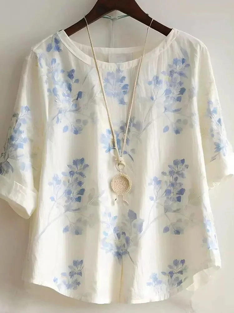 

Женская летняя льняная рубашка свободного кроя больших размеров, белая, с принтом, на пуговицах, с декоративной этикеткой, в корейском стиле, для повседневной носки