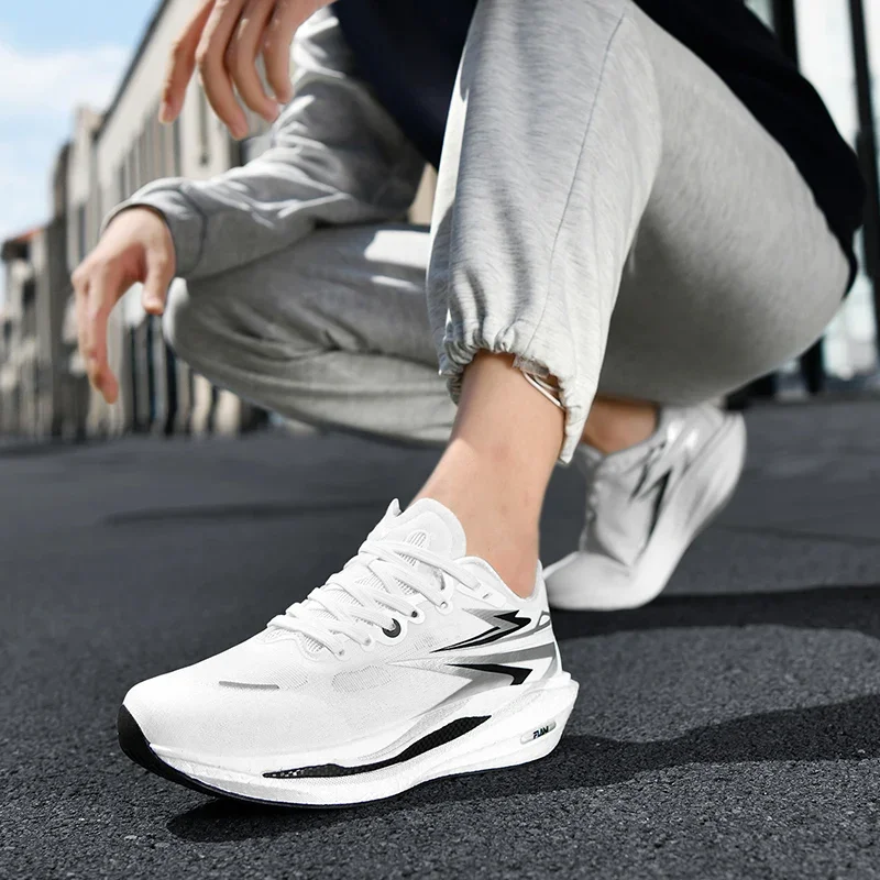 

Men's Running Shoes Are Breathable Lightweight Comfortable and Fashionable They Are Men's Casual Sports Shoes