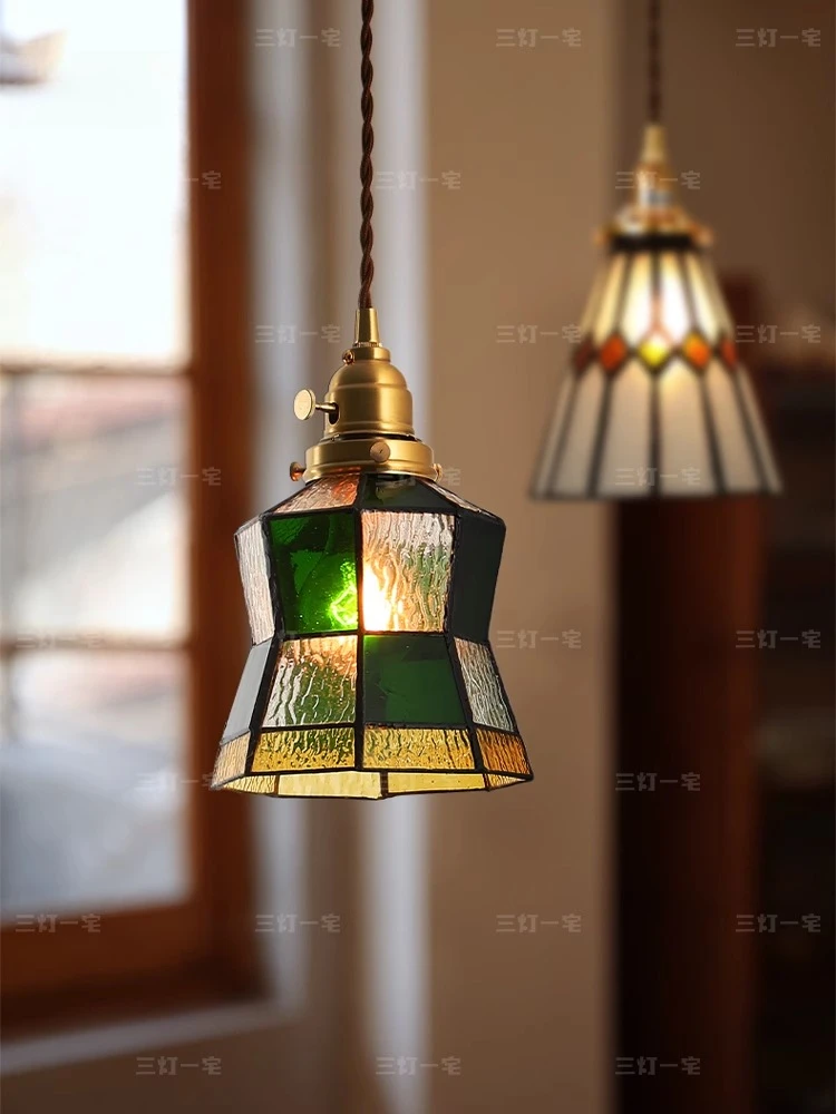 

Японская пасторальная латунная ресторанная спальня, кровать, теплая ретро ностальгическая средневековая маленькая люстра