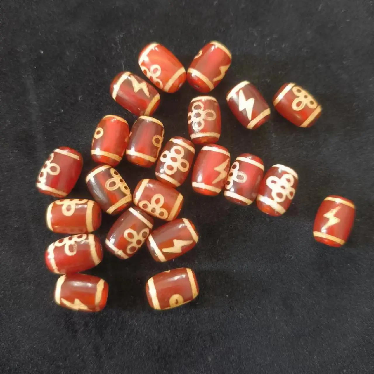 

100pcs/lot Natural Carnelian Onyx Dzi Bead God of Wealth five eyes lightning pattern cylinder wholesale jewelry accessories gem