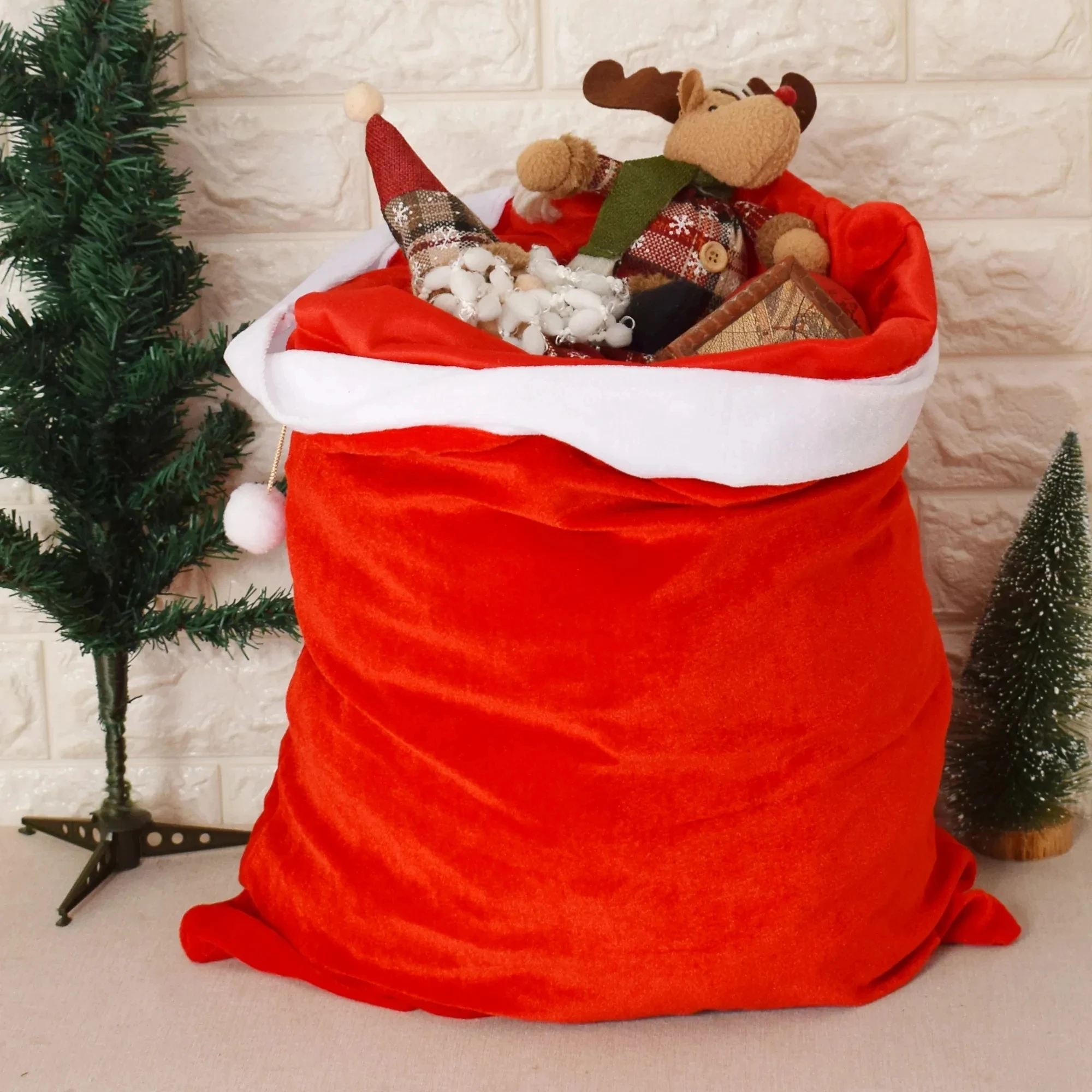 Christmas Large Santa Claus Bags with Drawstring Cord Velvet Santa\'s Present Sack Bags 70x50cm for Xmas Kid Gift Toys Decoration