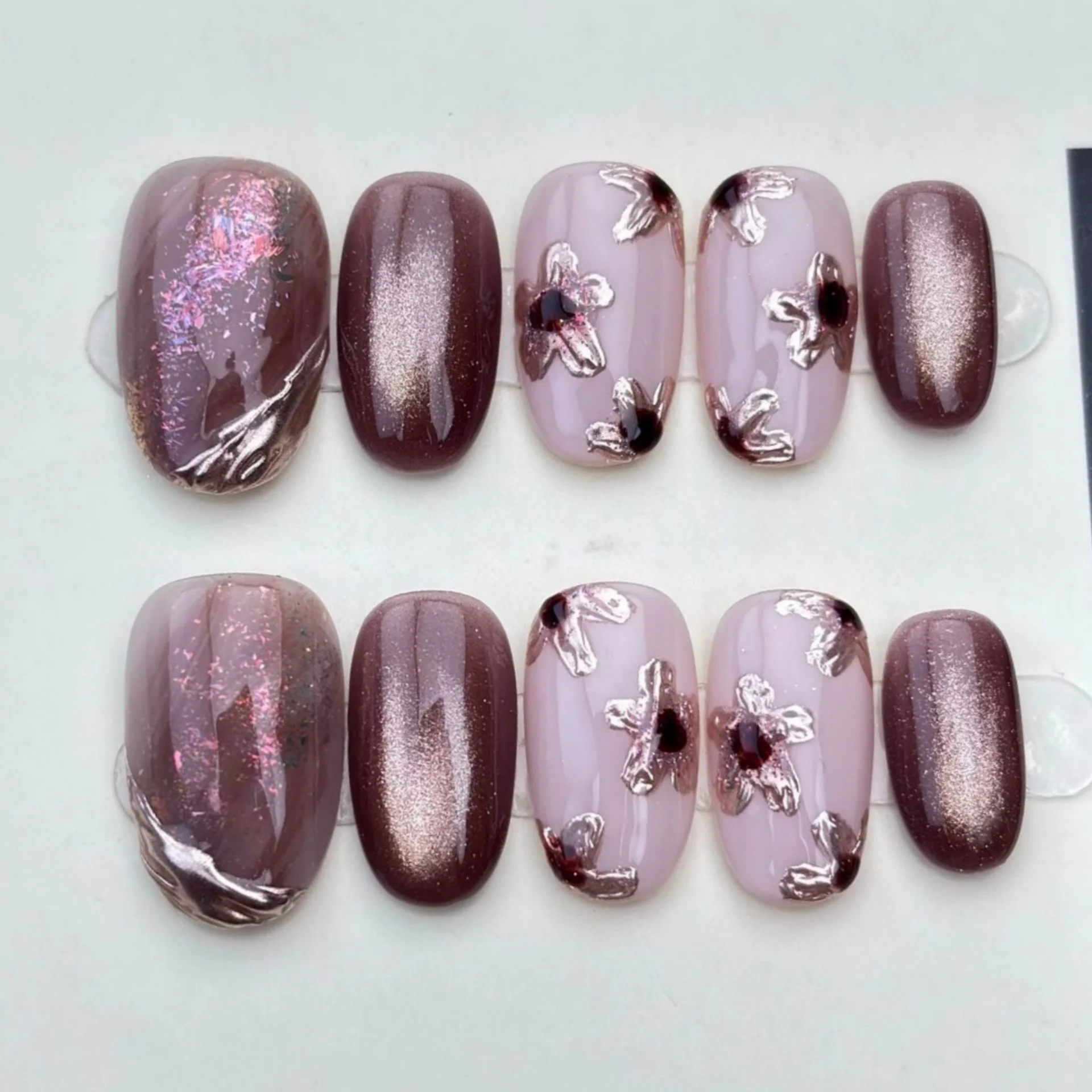 10pcs Glitter Pink Handmade False Nails Sets Reusable Flower Purple Fake Nail Tips Diamond Cat's Eye Short Oval Press on Nails