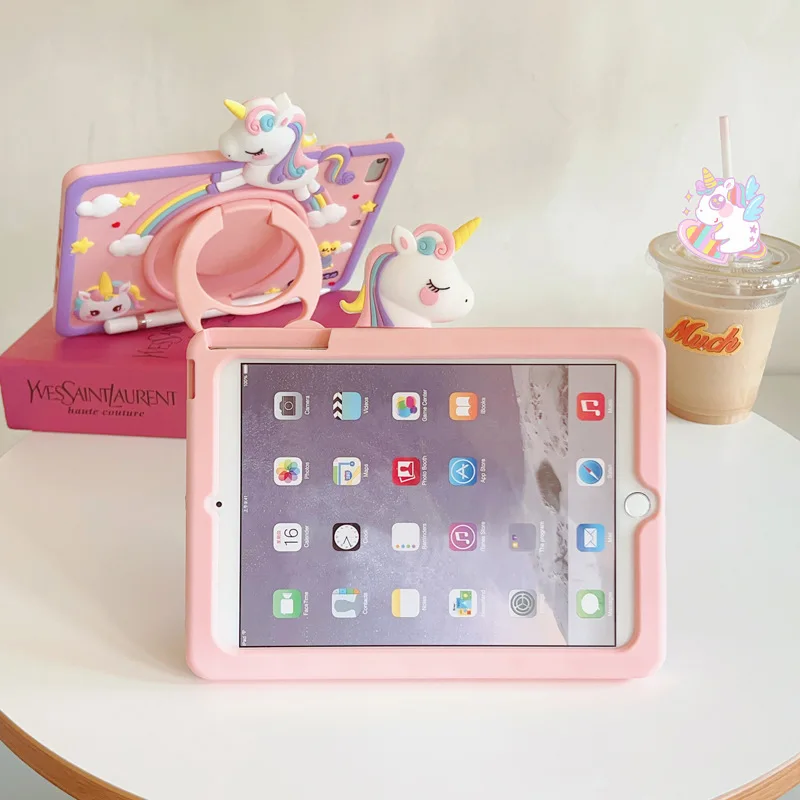 Etui 3D z uroczym, kreskówkowym jednorożcem dla dzieci na tablet Xiaomi Redmi Pad SE 11" / Redmi Pad 2 11 SE 9.7" z obrotową podstawką i uchwytem, model 2026. — zdjęcie produktu 5