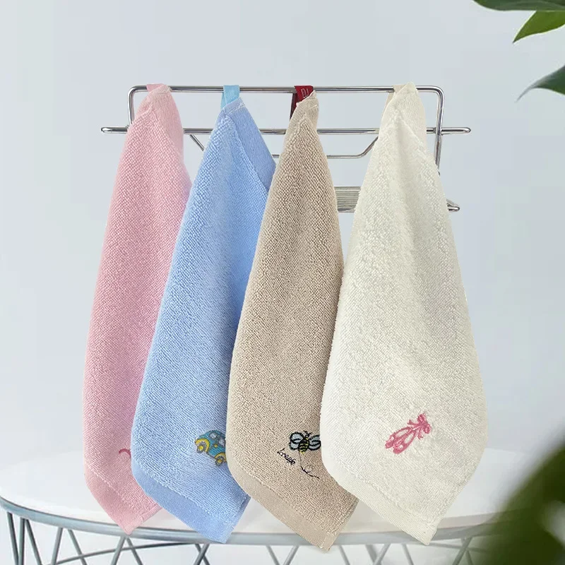 10pcs/lot 25x25cm 25g Small Hand Face Towels Cartoon Embroidery Soft Baby Children Towel for Kindergarten Water Absorbing