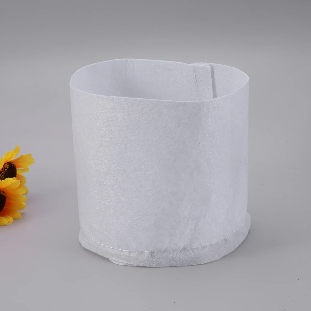 

35 pcs Seedling Bags Non Woven Fabric White Pouch Garden Plant Pots Tree Pot Bag Flower Grow Container Bag Planting