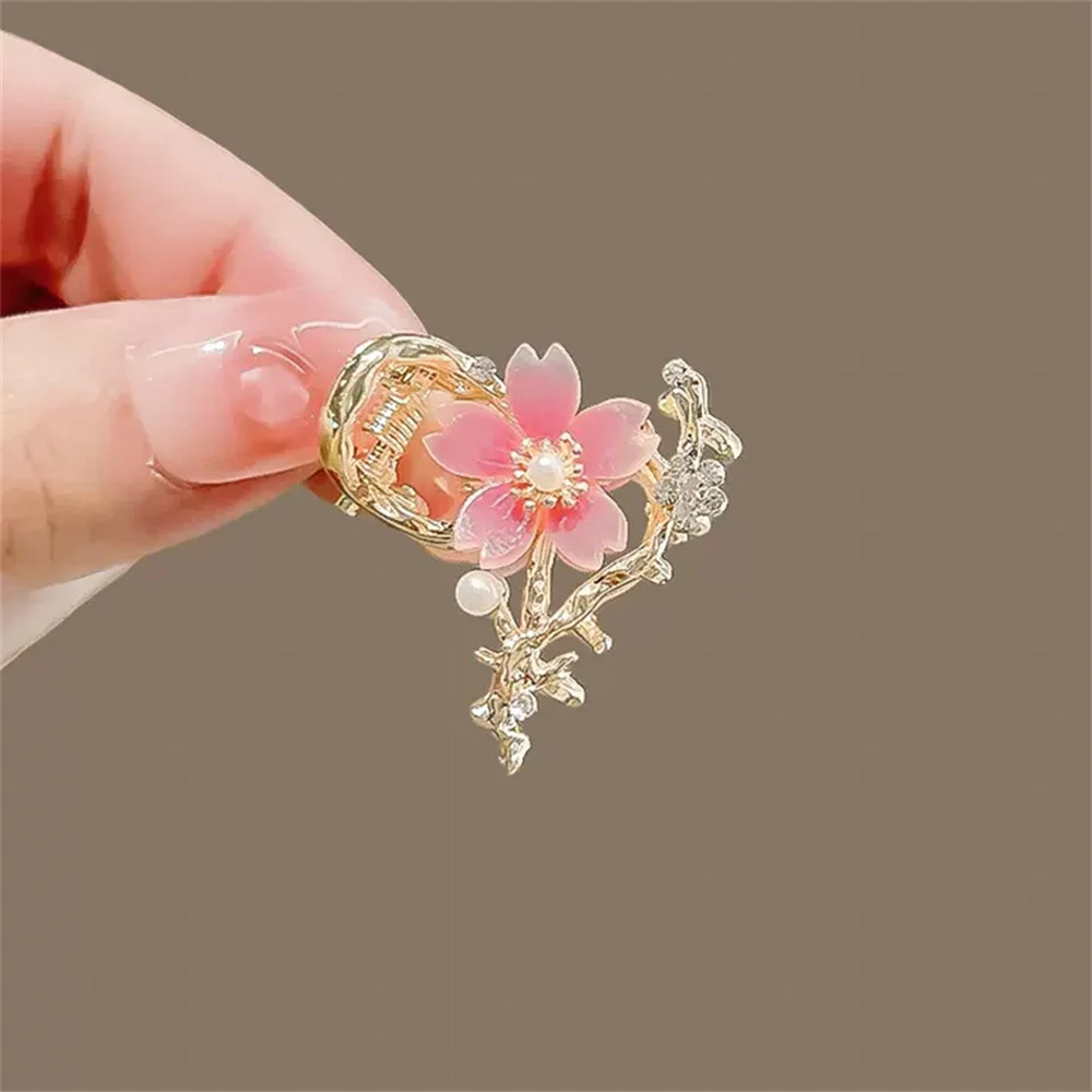 

New Cute Sakura Small Hair Clips Sweet Flowers Hair Claw Women Girls Alloy Mini Cherry Blossoms Hairpins Hair Accessories Gifts