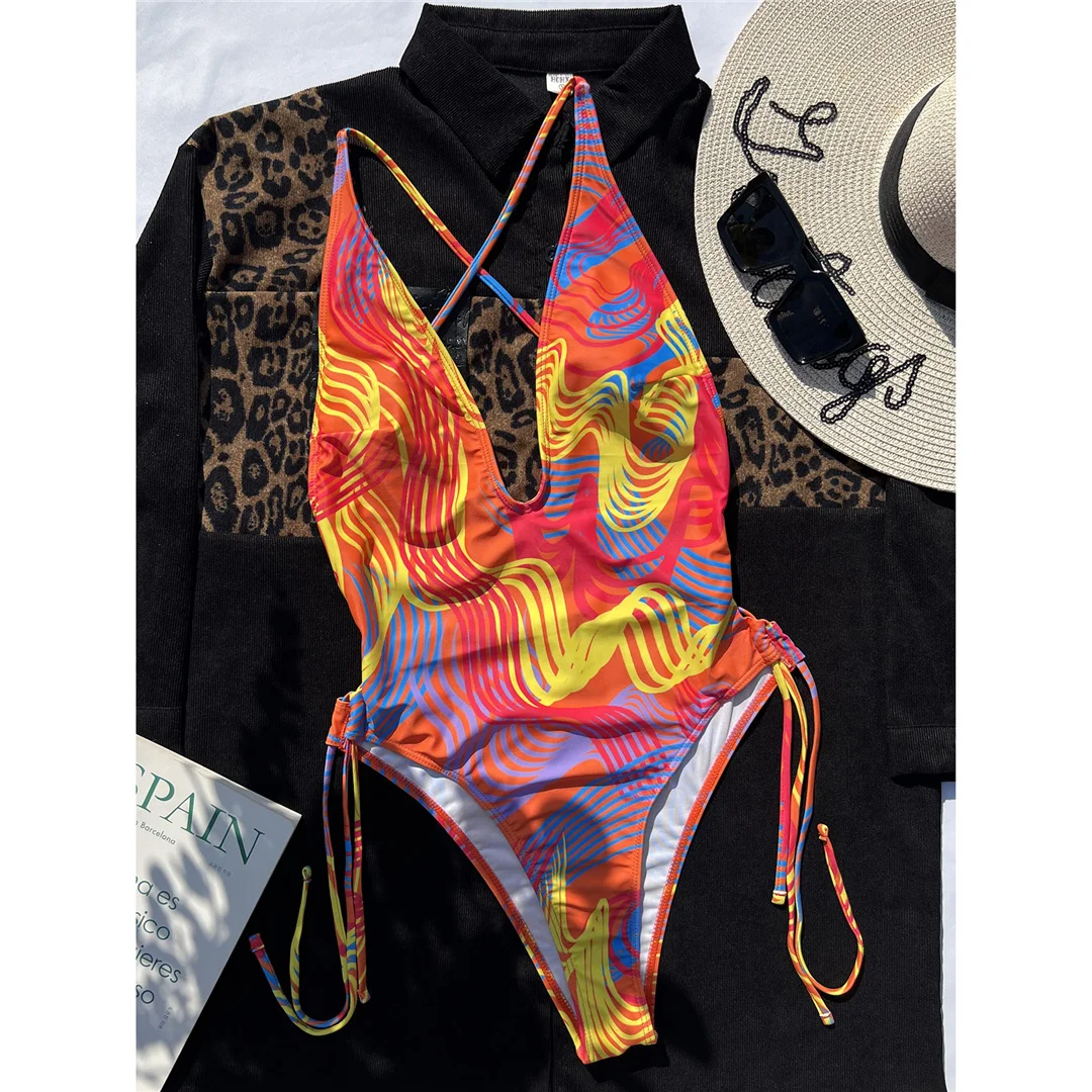 Neuer bedruckter Badeanzug mit tiefem V-Ausschnitt und überkreuztem Rücken, einteiliger Badeanzug für Damen, Monokini mit hohem Beinausschnitt, Badebekleidung, Badeanzug, Modell V4670. – Detail 9