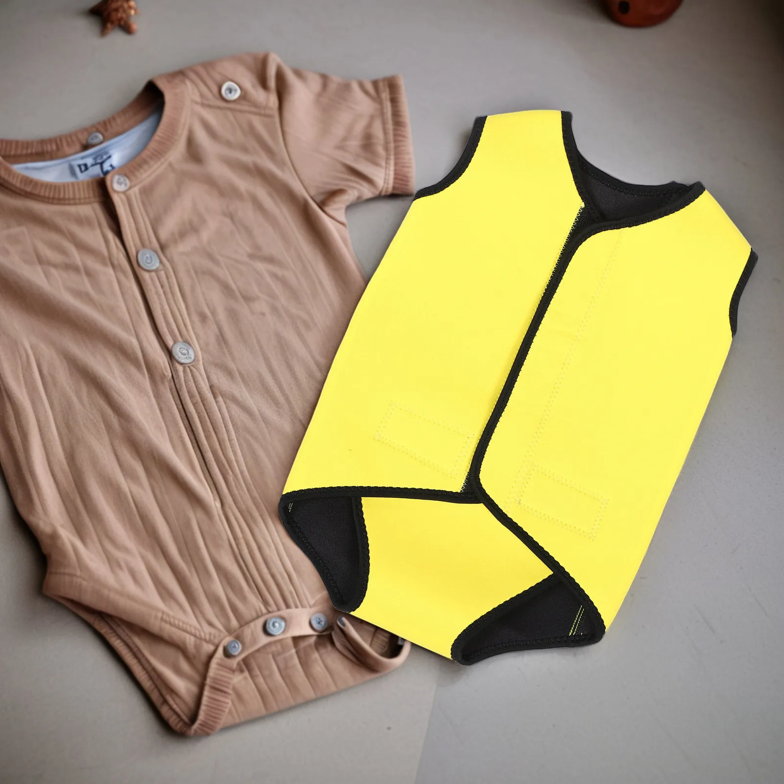 Baby Boy Bathing Suit Baby Girl Swimsuit Sun Protective Warm Stretchy Swim Vest Toddler Boys Swimsuit Infant Swimming Wear Beach