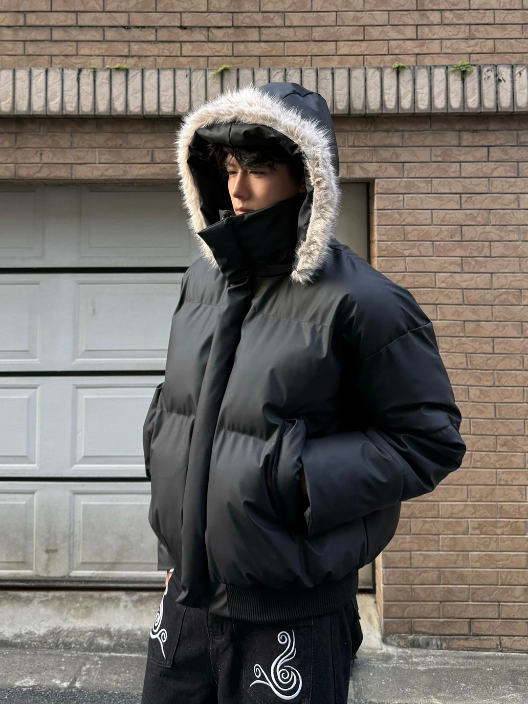 

Men's Bla Pu Leather Jaet with Fur Collar Thiened down Cotton Coat Hooded Winter Warm Bread Clothes Trendy Brand Outerwear