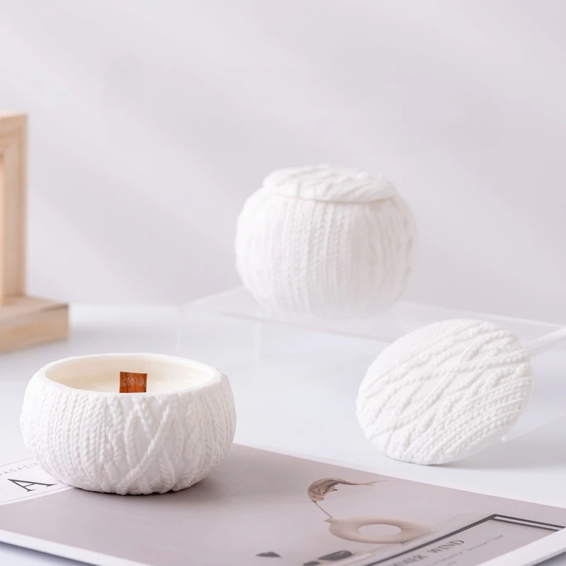 Relief Ceramic Candle Cup Retro Decoration Candle Holder Decoration Ornament Soy Wax Container Empty Cup