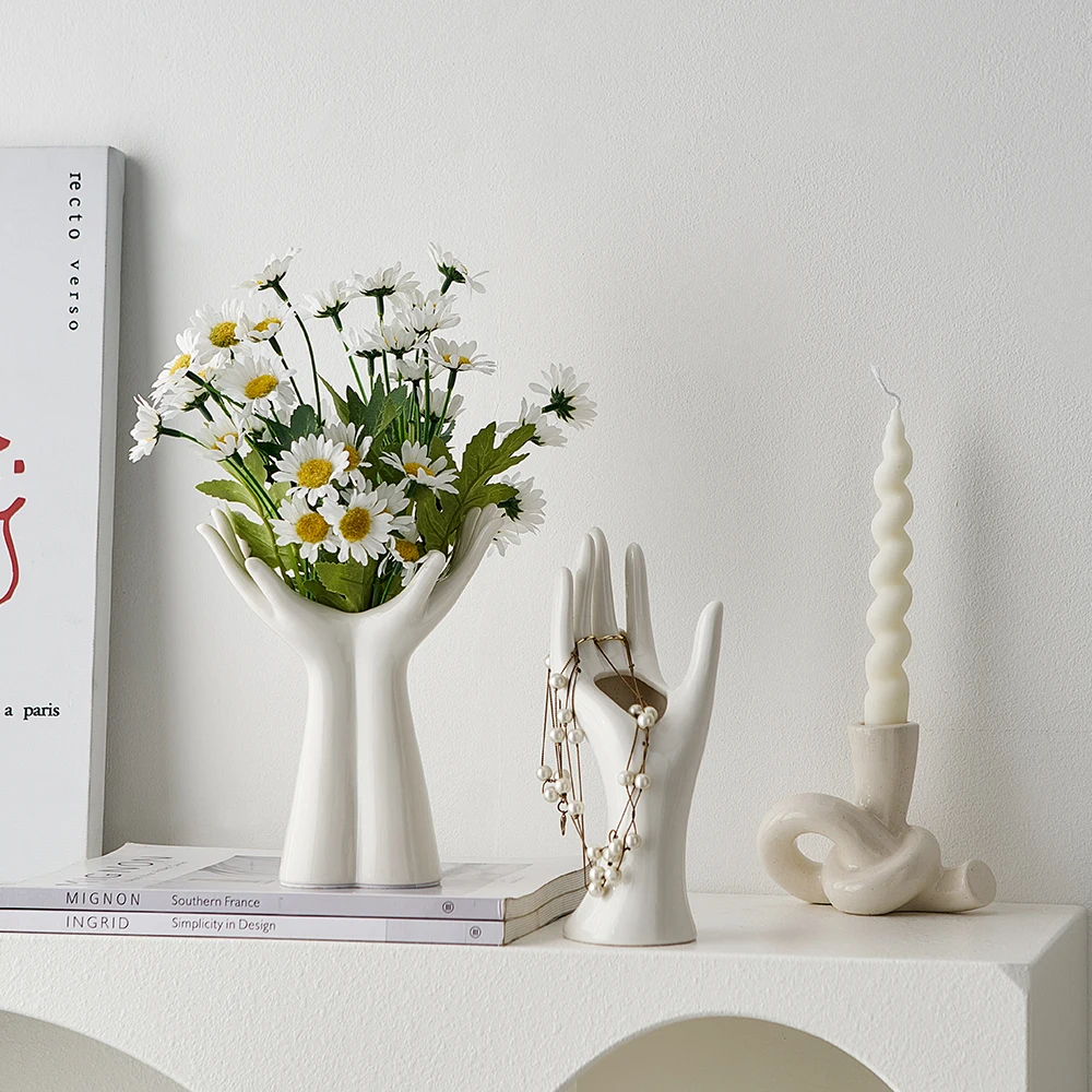Nordic style Home Decor Office Desktop Decoration Living Room Vases White Ceramic Hand Vase for Hydroponic Flower Arrangement