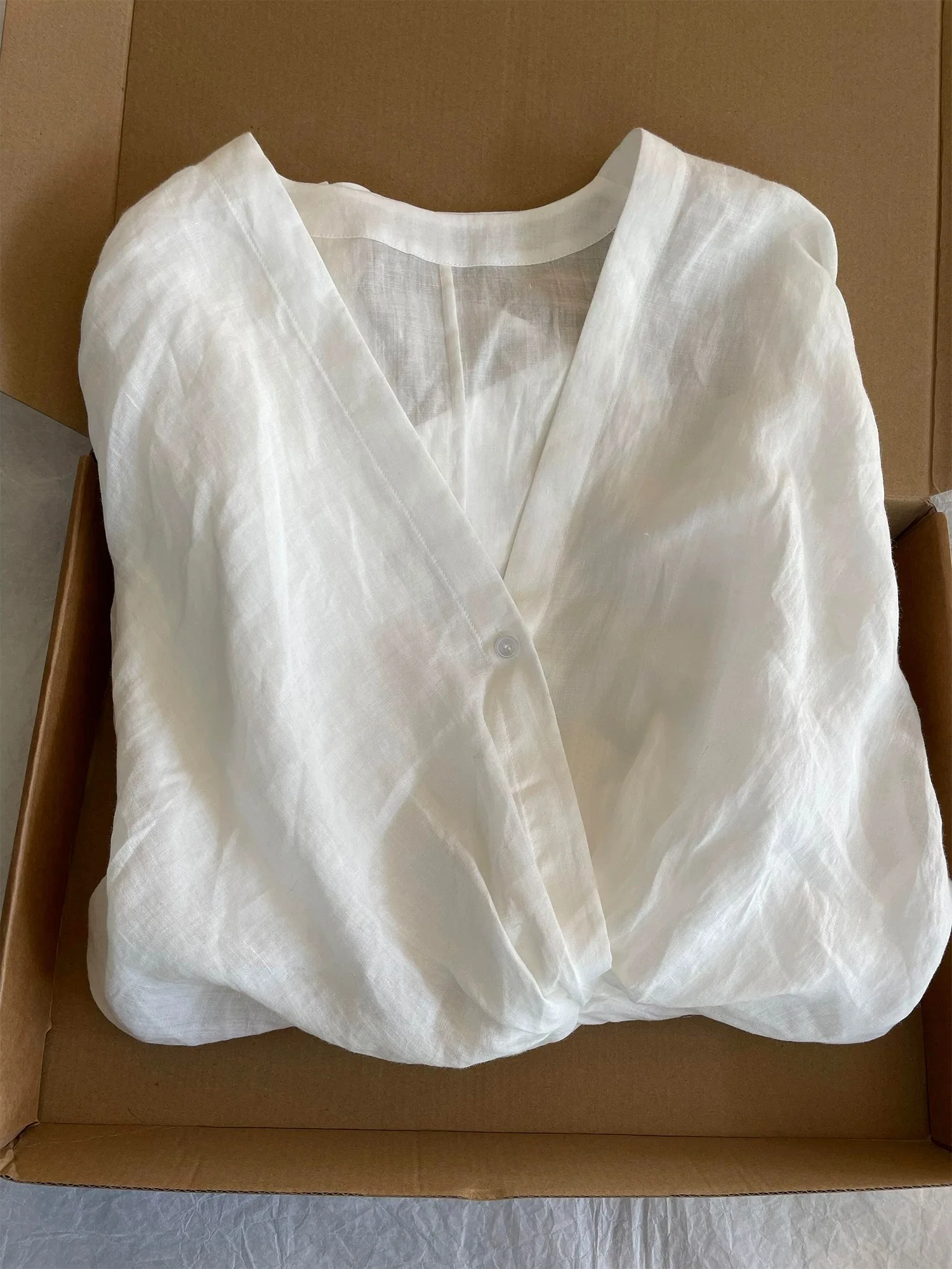 

Минималистичная белая женская блузка из льна с V-образным вырезом, с узлом, шелковистая, приталенная, премиум-класса, для офиса, с длинным рукавом