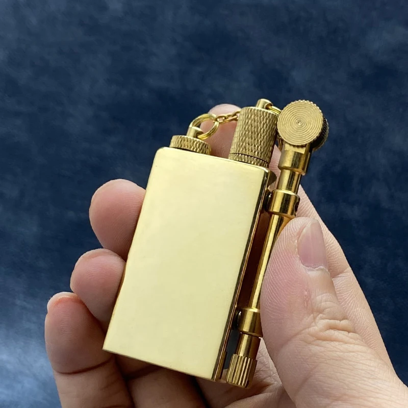 2024 Classic Brass Unique Kerosene Lighter Creative Gift Personalized Retro Oil Lighter Wholesale