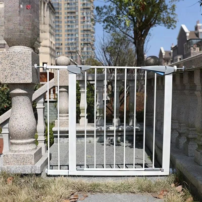 

Solid Guardrail Baby Safety Pet Isolation Stair Door Double Locking with Safety Locker