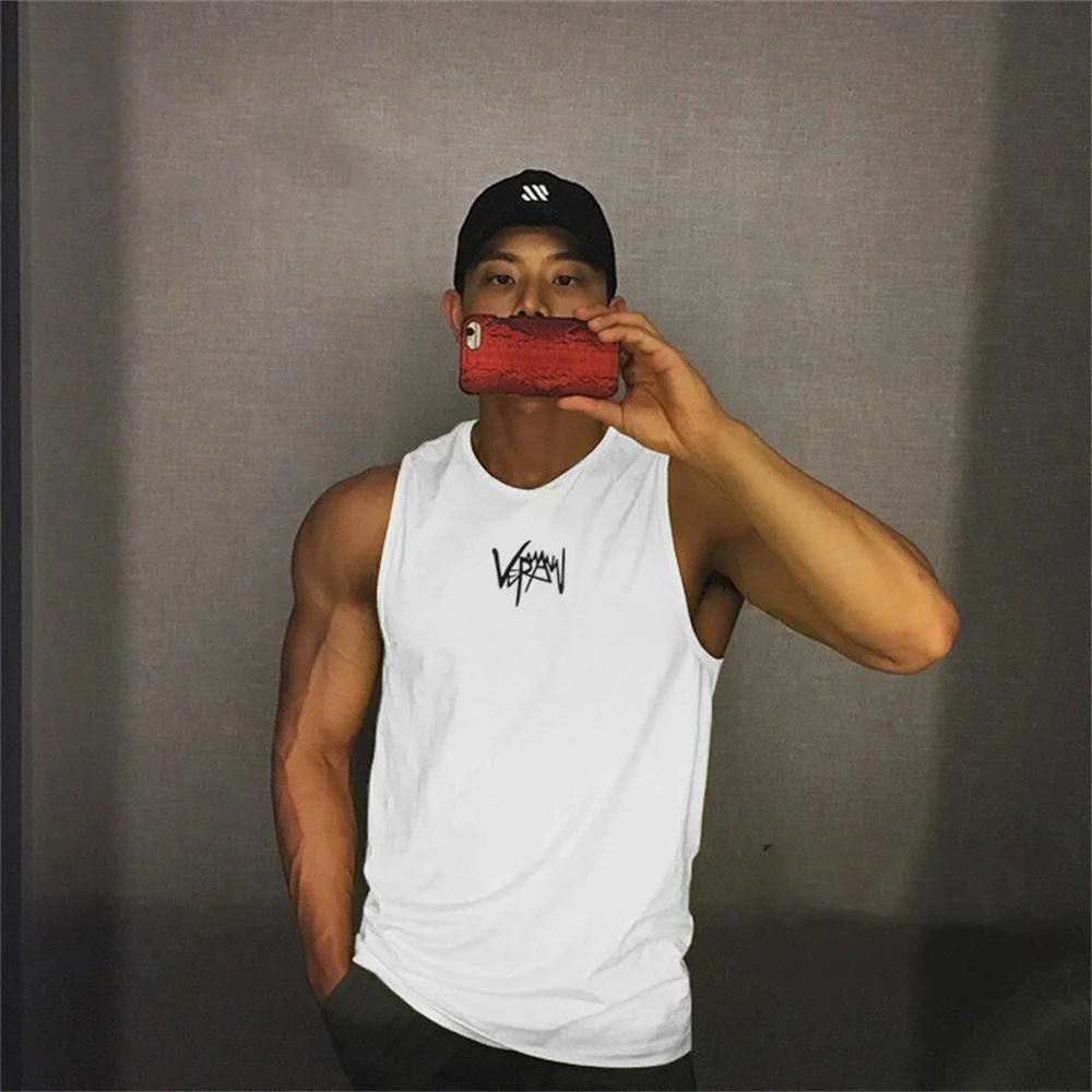 2025 Mens fitness gyms Tank top men Fitness sleeveless shirt Male mesh breathable Sports vest Undershirt Gyms Running vest men