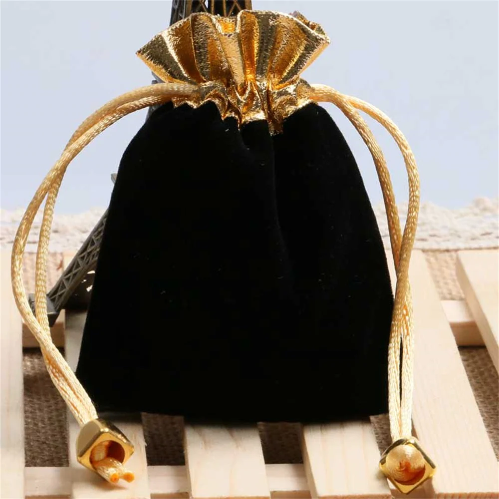 

Black Velvet Pouch Storage Bag for Pocket Watches