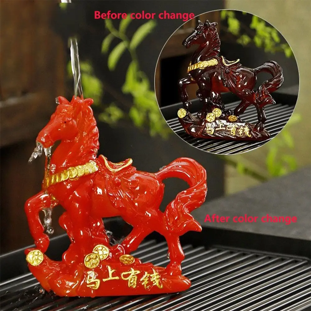 

Color Changing Colored Tea Pet High Temperatures Wealth Display Resin Horse Statue 12cm Gift Color-changing Horse Ornament