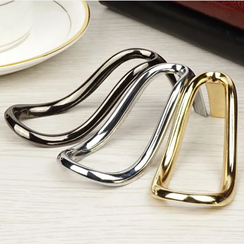 

1pcs Stainless Steel Smoking Pipes Rack Stand Holder Portable Cute High Heel Shape Metal Pipe Stands