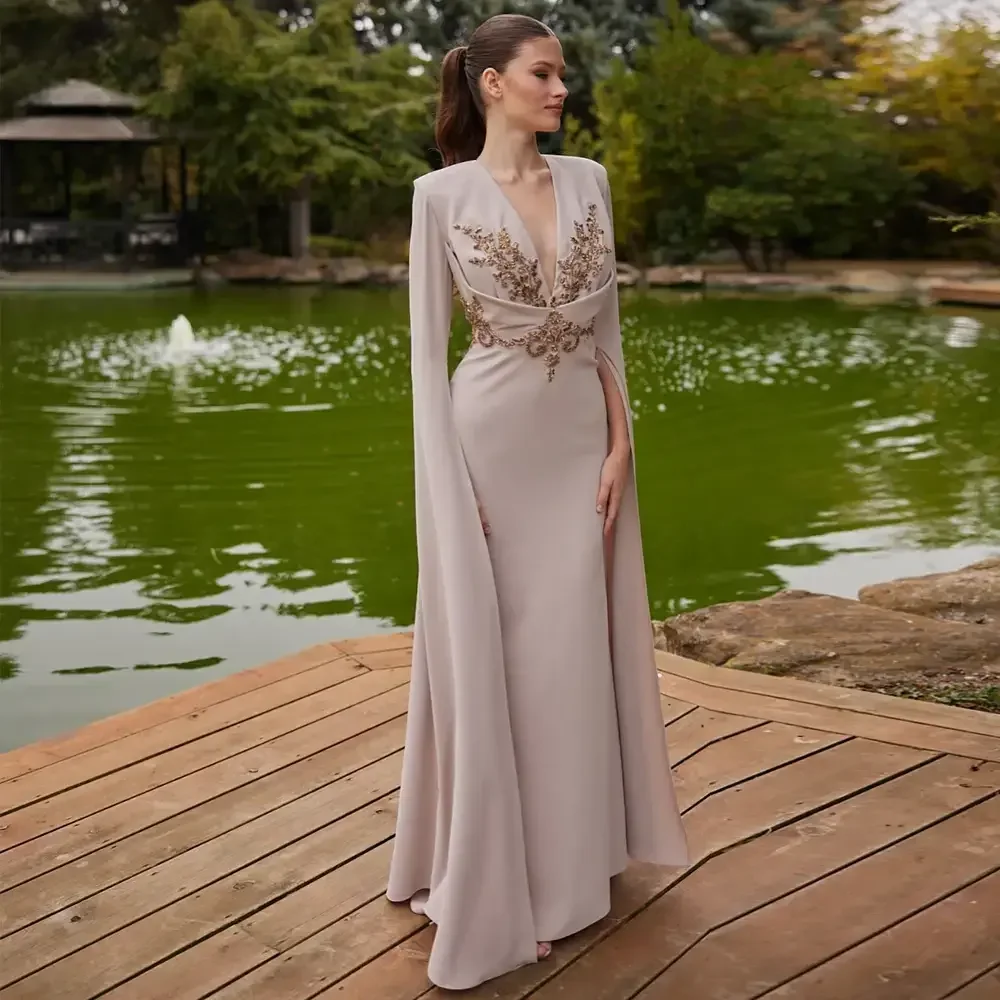 

Customized Classic V Neck Mother of the Bride Dress Cape Sleeves Appliques Dubai Saudi Arabric Groom Mother Dress for Wedding