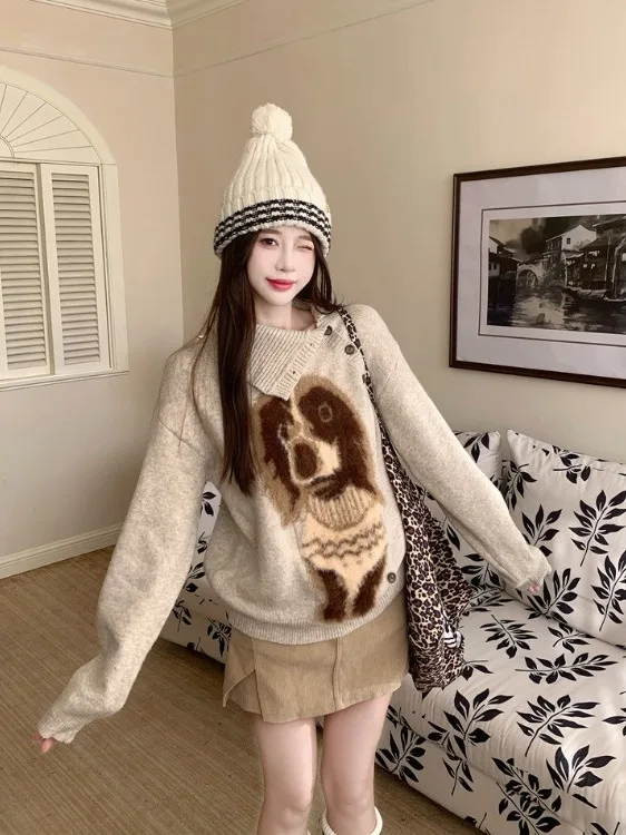 

Женский вязаный джемпер больших размеров в стиле ретро с воротником-хомутом, свободного кроя, осенне-зимняя новинка, универсальный вязаный топ