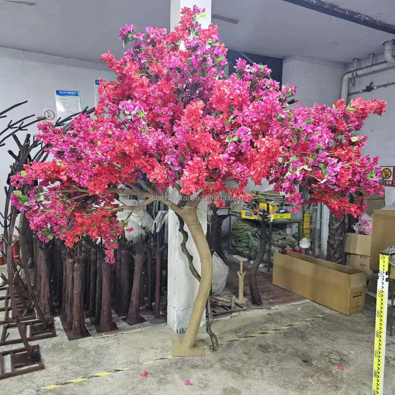 High Quality Red Arch Artificial Bougainvillea Flower Trees for Luxury Indoor Decoration Arch Cherry Tree Nordic Style