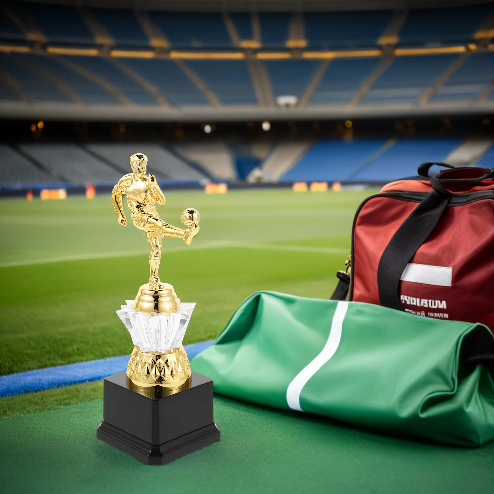 ゴールデン トロフィー賞 9.43インチ サッカー選手権記念品 プラスチック製 ユースサッカーパーティーの記念品 スポーツ賞 チーム用