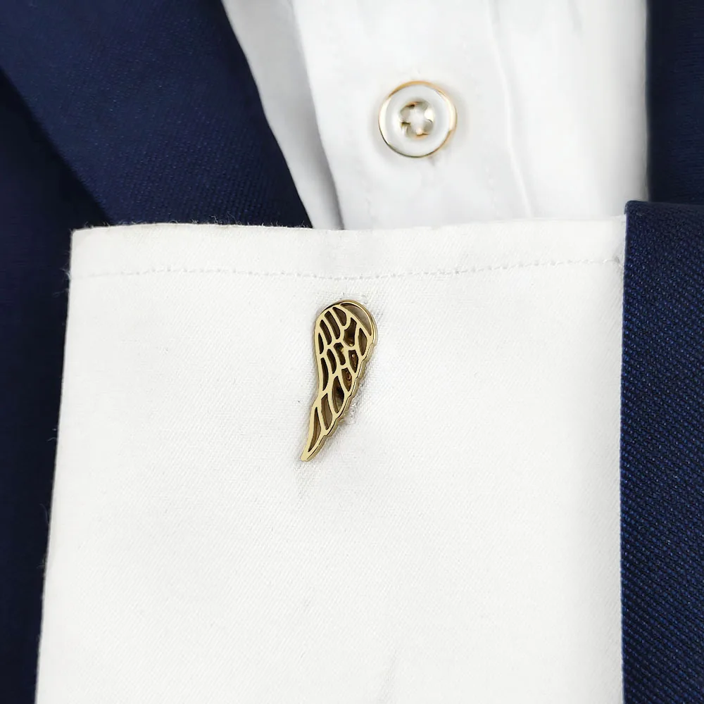 

New -18K gold-plated stainless steel cufflinks: intricate wing design, fashionable lapel pins, gifts for friends
