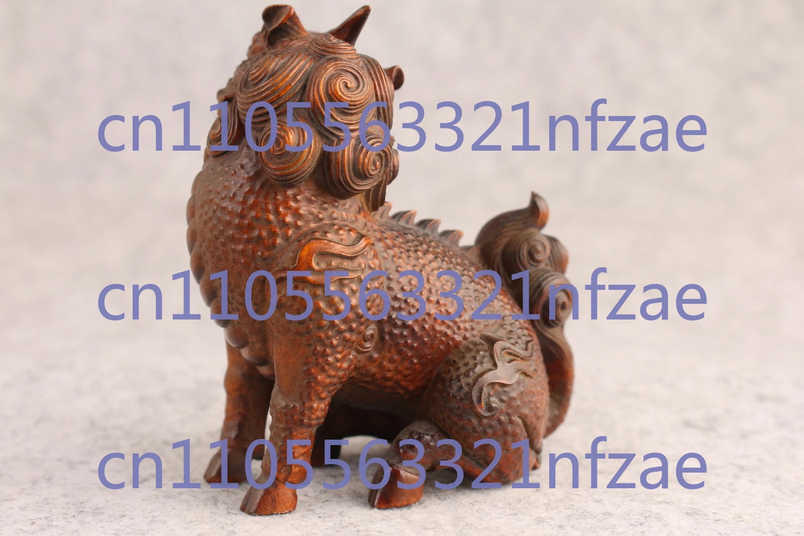 Netsuke الصينية خشب البقس اليدوى مقعد كيرين تمثال الشاي الحيوانات الأليفة فنغشوي آرت ديكو