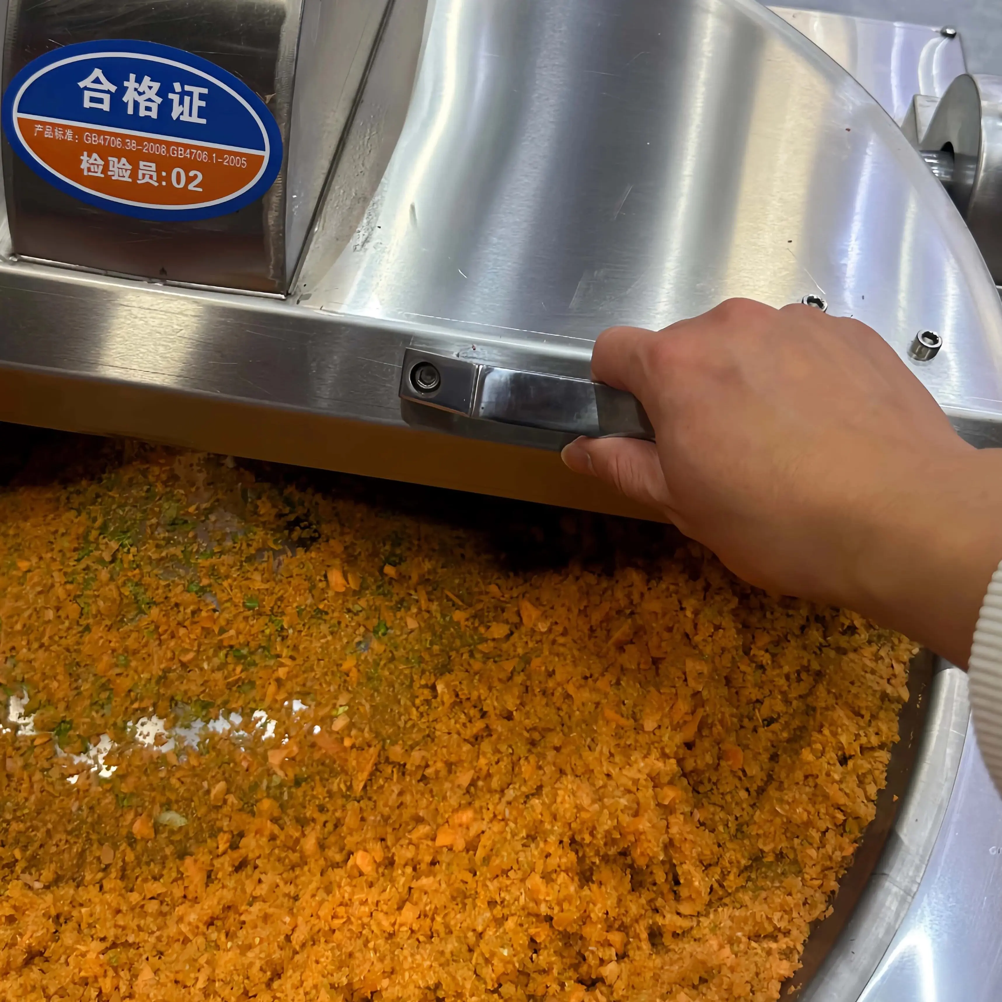 Vegetable Grinder/Commercial Chopper — Suitable for processing pet food ingredients, meat purees, and vegetable fillings.