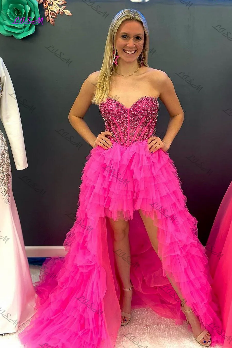 Vestido De fiesta De línea a con cuentas Rojas, vestido De graduación Alto y Bajo, Vestidos De noche formales brillantes con escote Corazón, Vestidos De fiesta hermosos