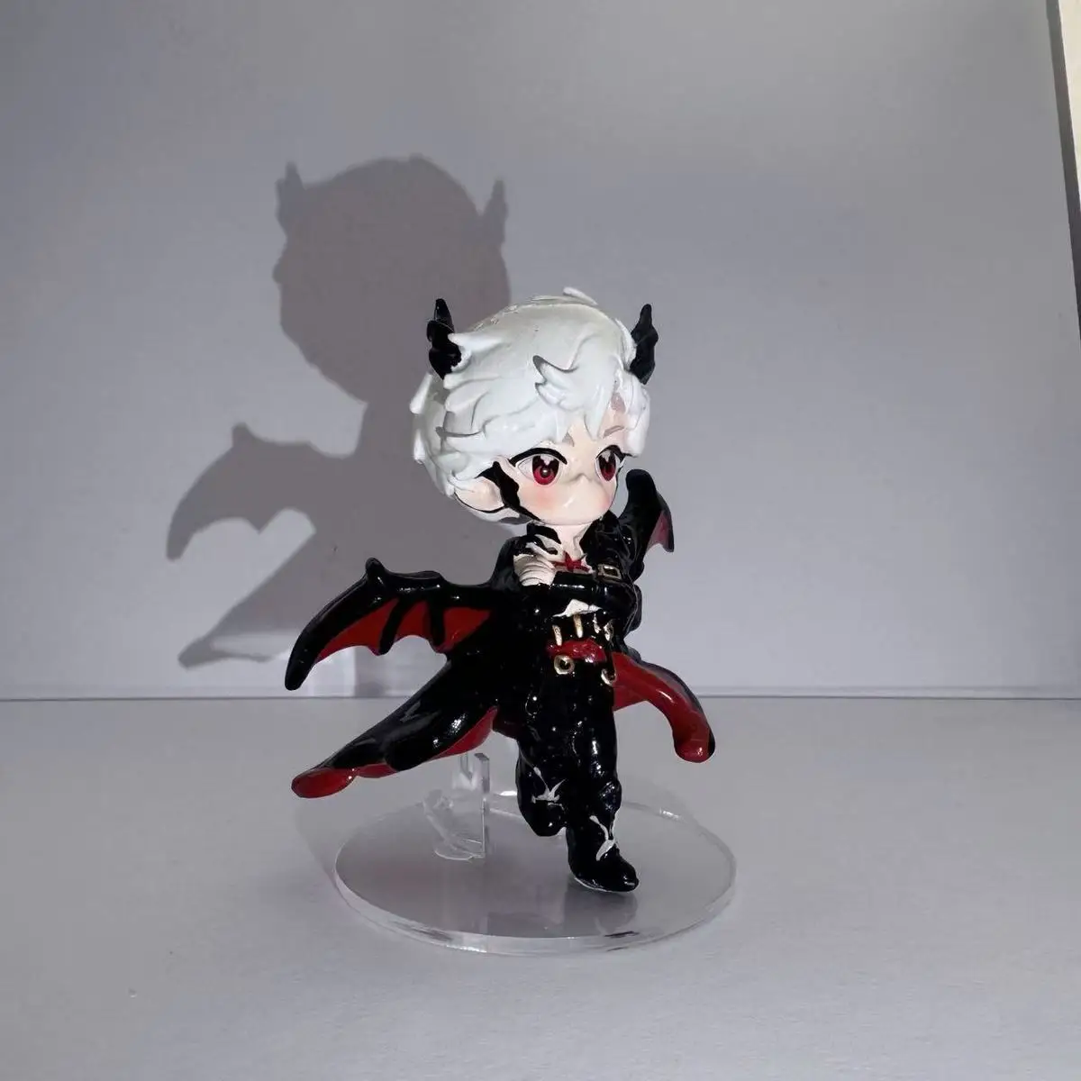 

Любовь и глубокий космический Силус, аниме, подставка из ПВХ, украшение для осанки, фигурка героев мультфильмов, экшн-фигурка, игрушка, домашний талисман, студенческий подарок