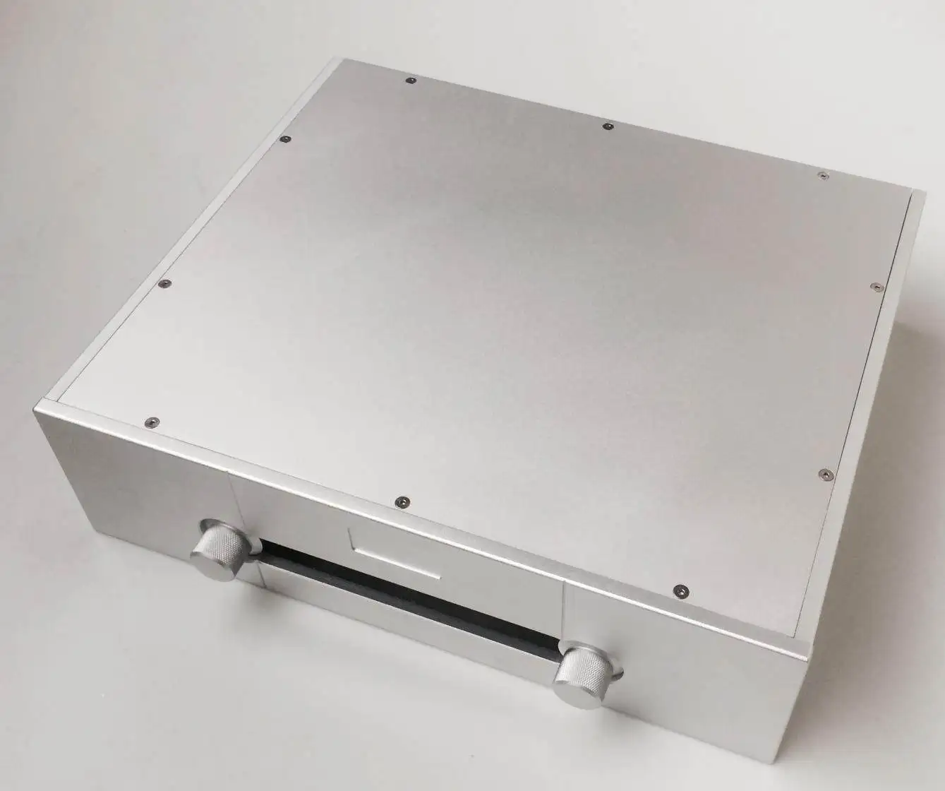 Weiliang Audio 4312 Gao Wen - White Gao Wen Preamplifier All-Aluminum Chassis 430mm Width × 120mm Height × 360mm Depth