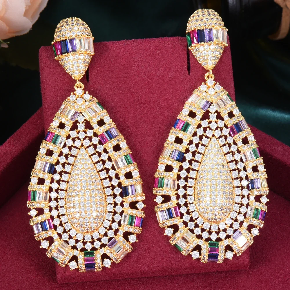 

Soramoore Luxury Big Drop Pendant Earrings High Quality Fashion Fine Jewelry For Women Wedding High Quality серьги 2024 тренд