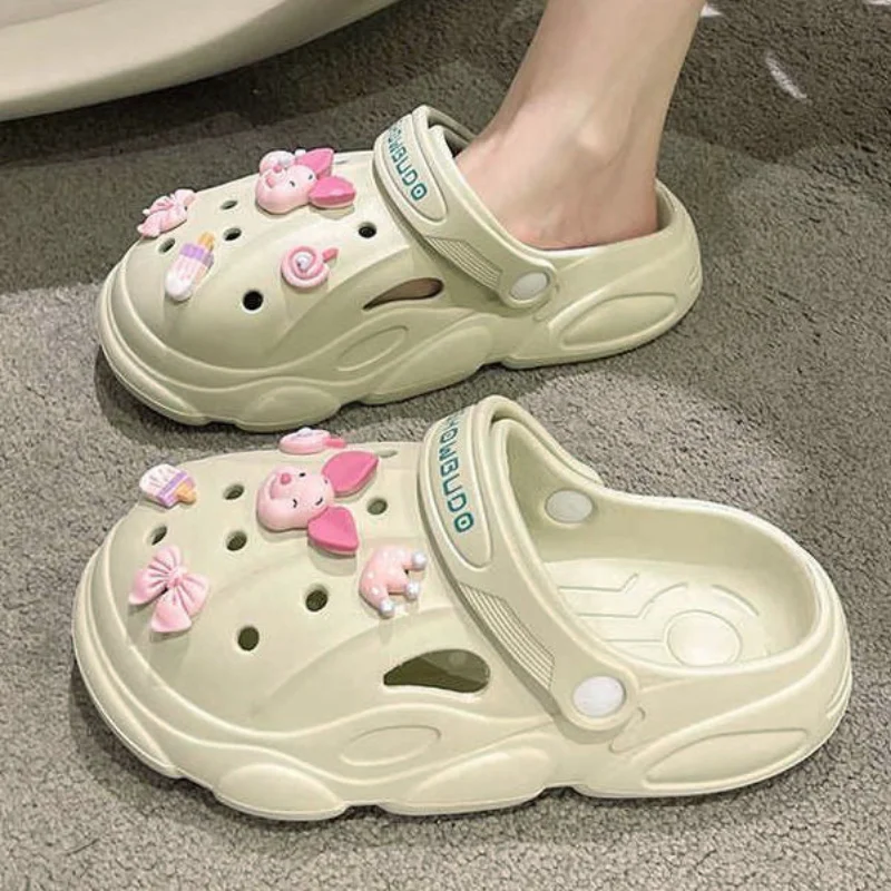 2023 New Summer EVA Non-slip Garden Shoes Women Hospital Work Medical Sandals Classic Nursing Clogs Waterproof Slippers