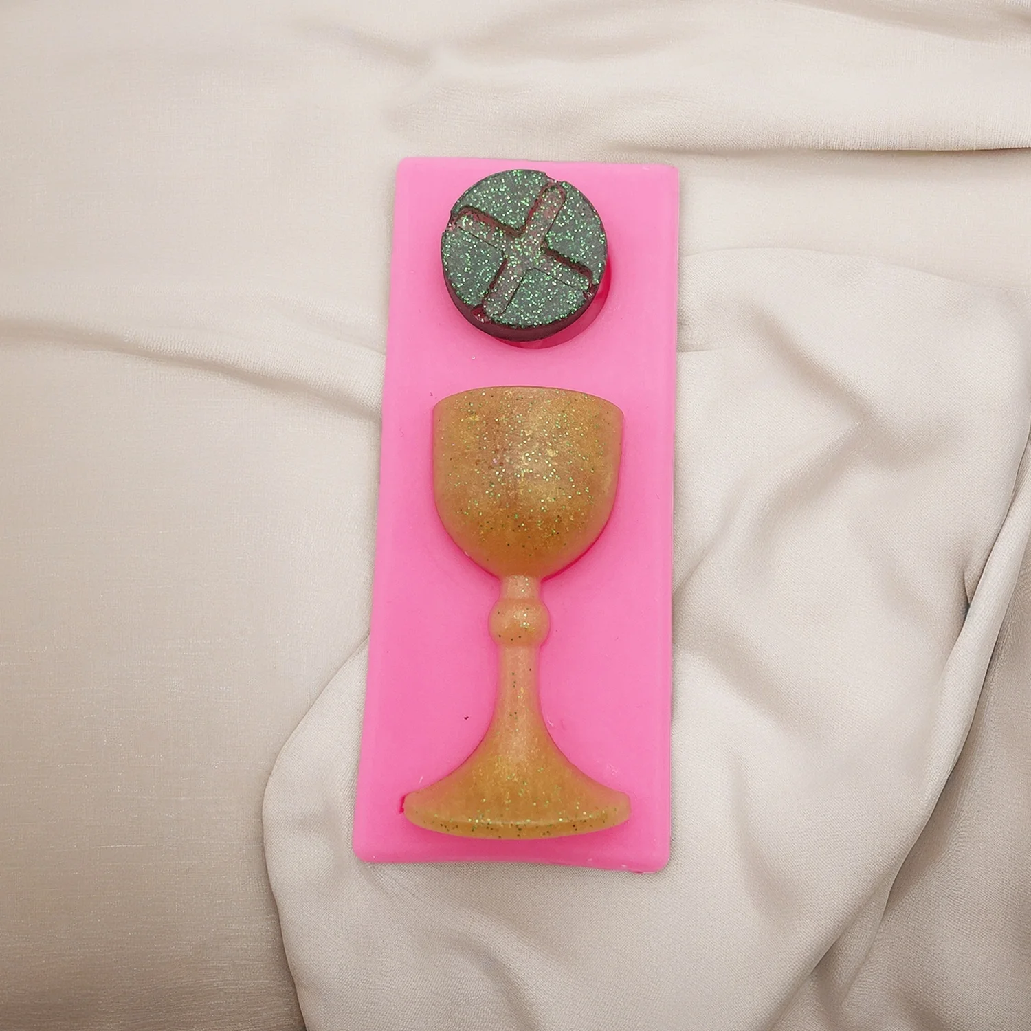 Trophy Cake Chocolate Silicone Mold for Gummy Candy Sugar Craft Epoxy Resin Jewelry Casting Supplies
