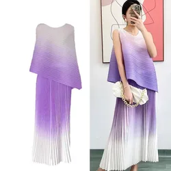 Fashion Summer Gradient Color Miyake Pleated 2 Piece Set For Women O Neck Sleeveless Vest Stretchy Loose Top + Long Skirt Suits