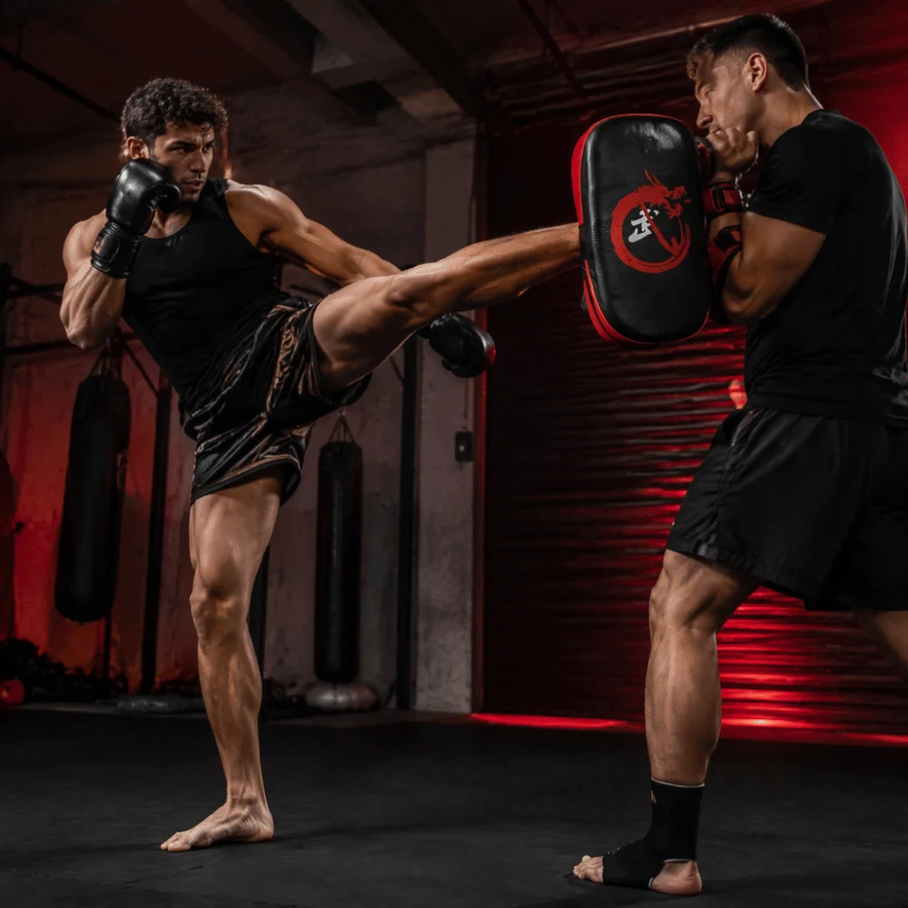 Curved Design Boxing Training Mitt Arc Shape Shock Absorbing Muay Thai Pad Reinforced Stitching Impact Resistant