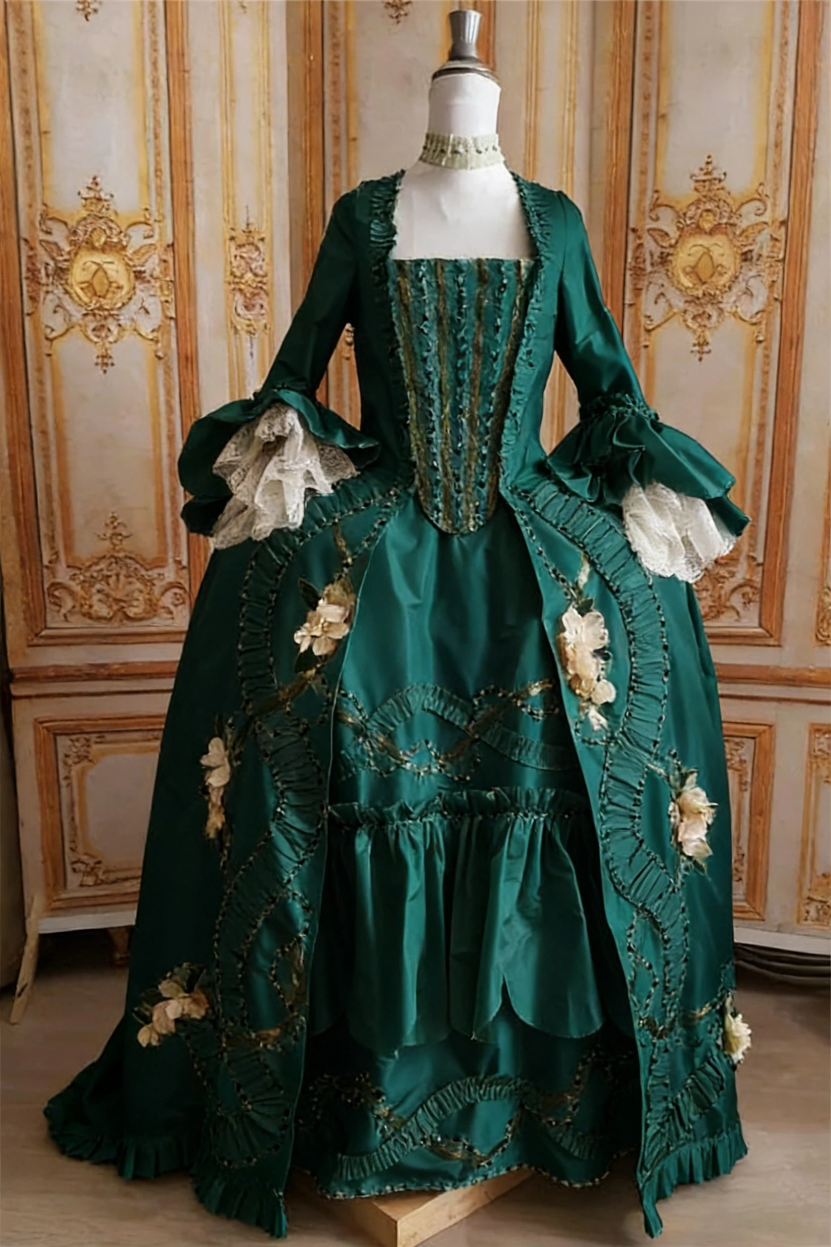 Robe A La Francaise…