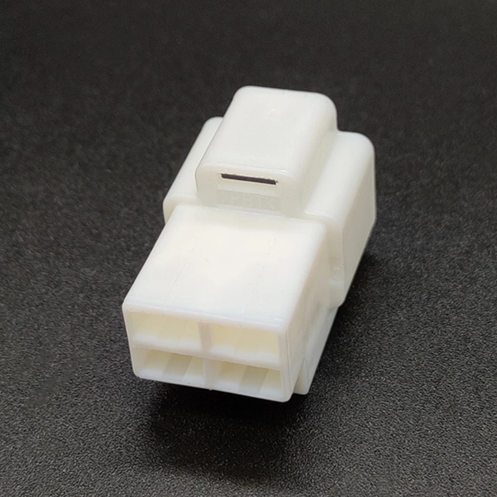 7122-6347 4 Pin Unsealed Automotive Connector Male 91 M-LC Series 6.3mm PBT Natural 20A for Power Wiring