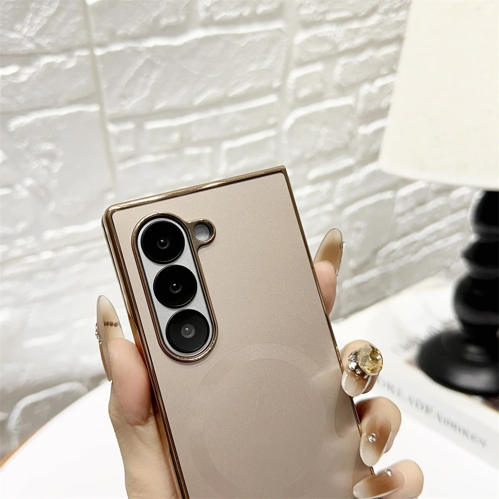 Fold7 Custodia per telefono di ricarica wireless galvanica di lusso per Samsung Galaxy Z Fold 7 3 4 5 6 per cover posteriore per telefono con placcatura magnetica