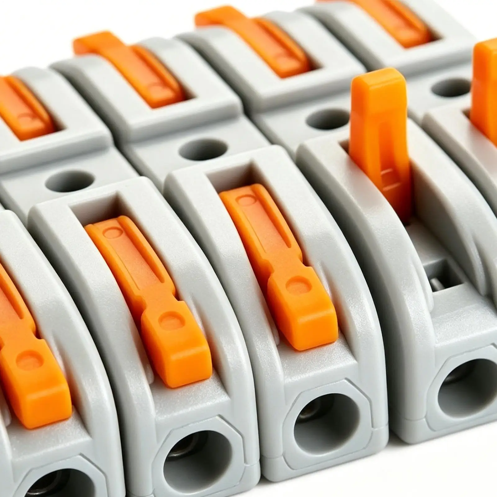 Quick Wire Connectors Multi-circuit Splicing Butt Fast Electrical Connector Universal Push-in Lever Nuts Cable Terminal Block