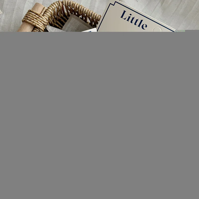 

Новые прозрачные синие блестящие заколки для волос в форме рыбок, яркие, в стиле дофамин, для девочек, с цветными краями, боковые заколки-клипсы