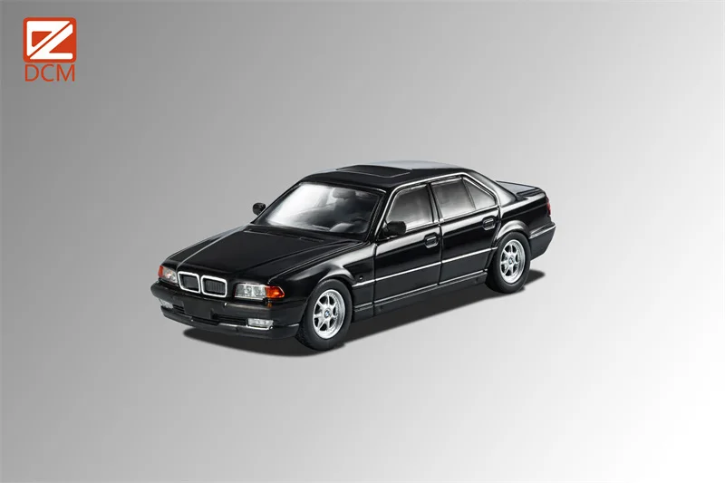 **Pre-order** DCM 1:64 7-Series E38 740iL Limited500 Diecast Model Car